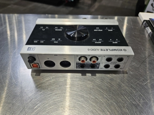 Native Instruments - KOMPLETE AUD 6 2