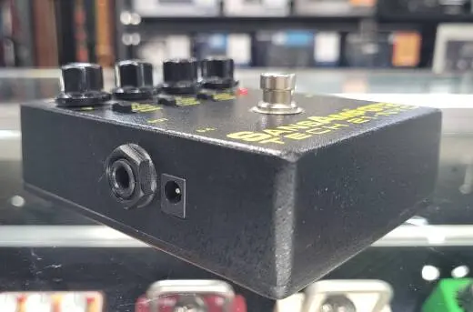 Tech 21 Basic Amp Emulator - GT2 2