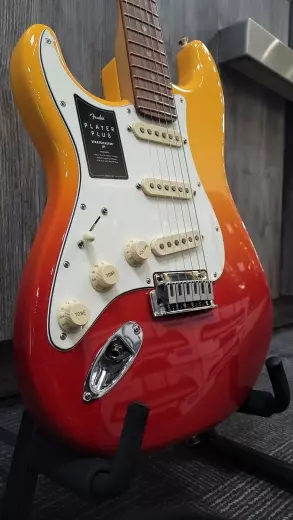Fender Player Plus Strat - LH - 014-7413-387 2