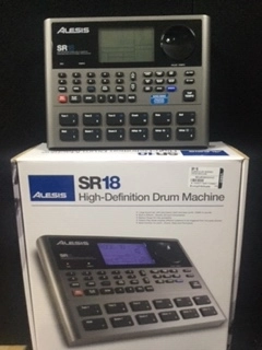 Alesis - SR-18