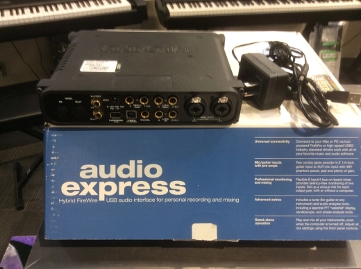 MOTU - AUDIO EXPRESS 3