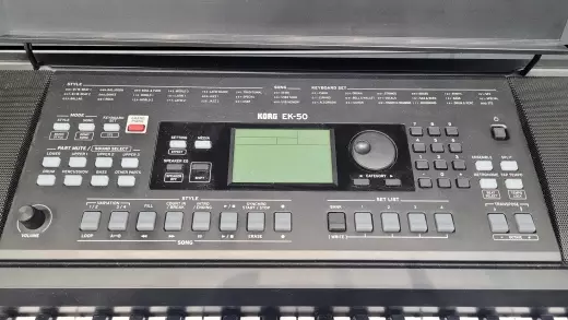 Korg - EK-50 3