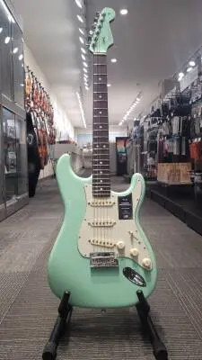 Store Special Product - Fender AM Pro Strat - 017-3900-757