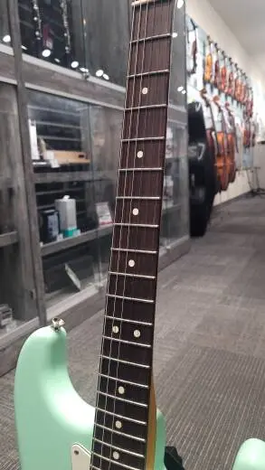Fender AM Pro Strat - 017-3900-757 2