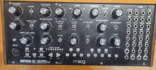 Moog - MOTHER-32