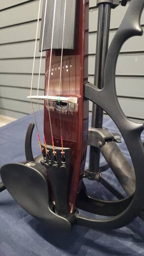 Store Special Product - Yamaha Silent Violin - YSV104BR