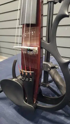 Yamaha Silent Violin - YSV104BR 2