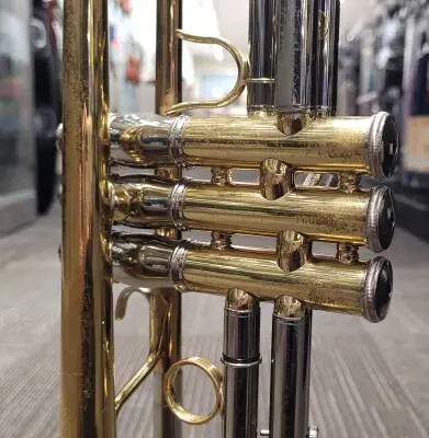 XO Roger Ingram Bb Trumpet  - 1600IL 2