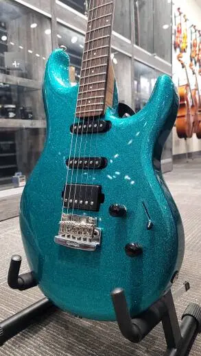 Ernie Ball Music Man - Luke III HSS (Ocean Sparkle) - 938-OA-R2-00 2