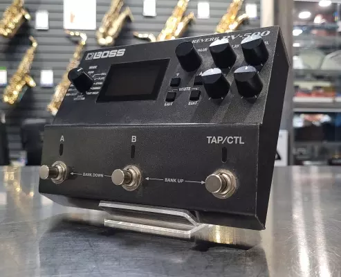 BOSS Reverb Pedal - RV-500