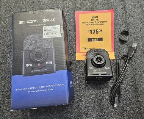 Zoom - Q2N-4K