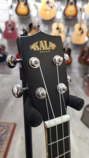 Kala Tenor Acoustic/Electric Uke - KA-JTE/2TS 2