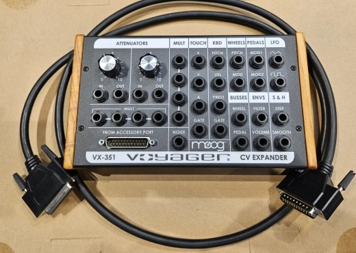 Moog - VX-351