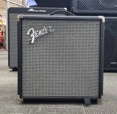 Fender Rumble 15 V3 - 237-0100-000