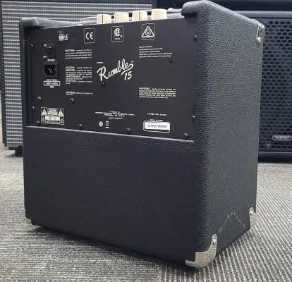 Fender Rumble 15 V3 - 237-0100-000 2