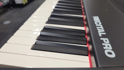 Alesis Digital Piano - RECITAL PRO 2