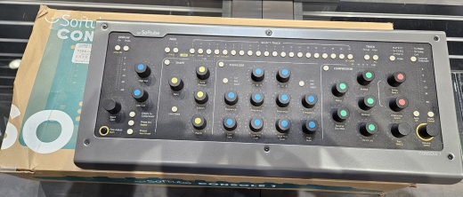 Softube Console1 MK2 美品 Softube Console 1 MKII Control Surface Reviews | Sweetwater