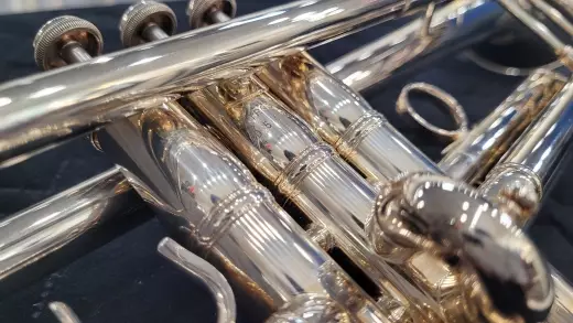 Yamaha Professional Trumpet - YTR9335NYSIII 2