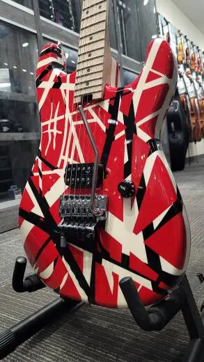 EVH  Striped Series - 510-7902-503 2