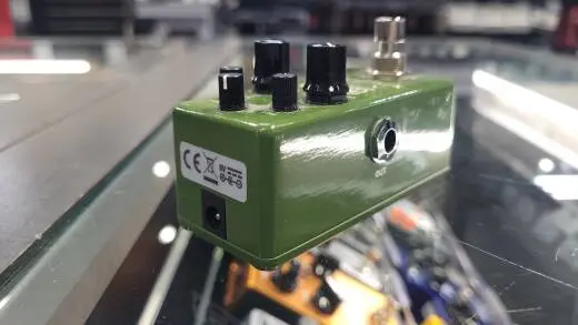 MXR Thump Bass Preamp - JD-M281 2