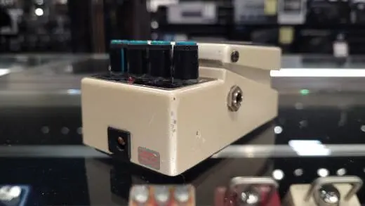 BOSS Digital Delay - DD-3 2