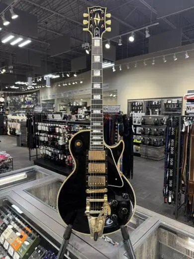 Gibson Custom Shop - Murphy Lab Lite Aged '57 Les Paul Custom 3-Pickup w/Gold Bigsby - Ebony