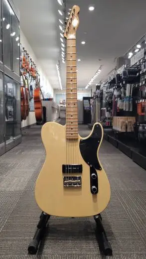 Fender Noventa Tele - 014-0912-307