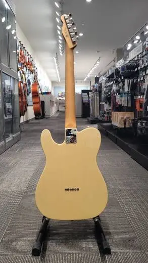 Fender Noventa Tele - 014-0912-307 2