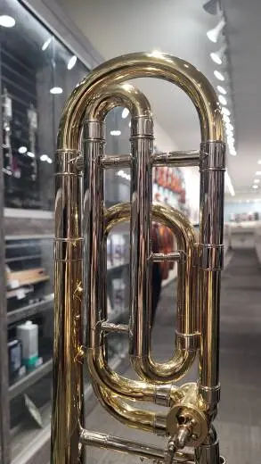 Bach Professional Tenor Trombone - 42B 2