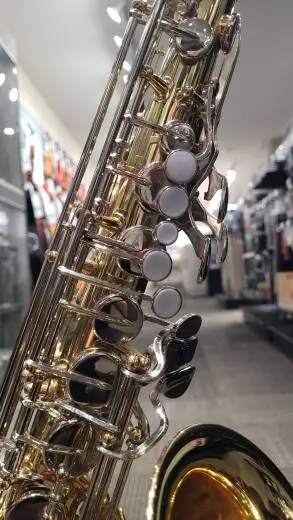 Yamaha Student Saxophone - YAS23 2