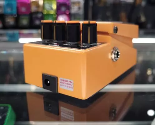 BOSS Turbo Distortion - DS-2 2