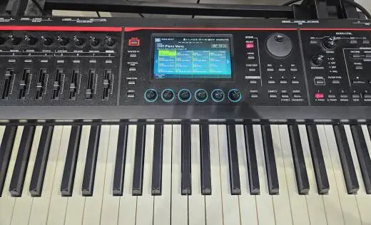 Roland - FANTOM-08 2