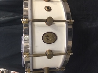 A&F Antique White Maple Club Snare