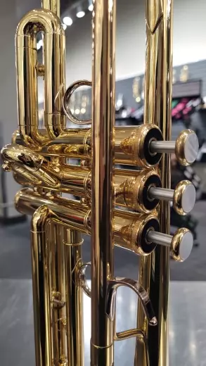 Yamaha Bobby Shew Z Trumpet - YTR8310Z 2