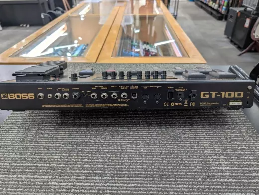 Store Special Product - BOSS - GT-100