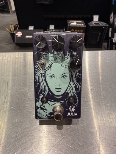 Gear Hunter | Walrus Audio - JULIA V2