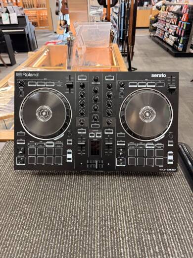 Gear Hunter | Roland - DJ-202