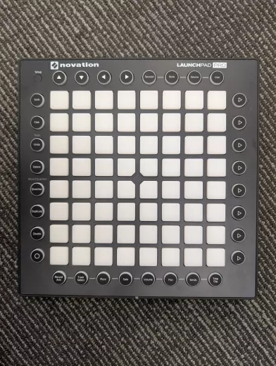 Novation - LAUNCHPAD PRO