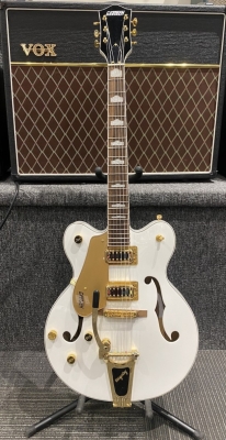 Gretsch G5422G Double-Cut with Bigsby