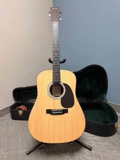Martin D-1GT