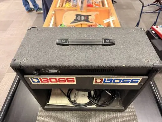 Spirit 50 Combo Amp 2