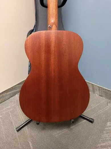 Martin Guitars - 000 JR E SAP 2