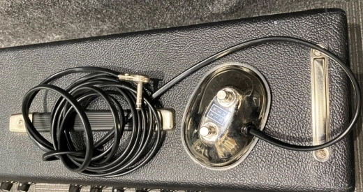 Fender - 68 Custom Deluxe Reverb 7