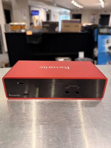 Focusrite - SCARLETT2I2MK3 2