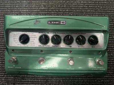 Line 6 - DL4