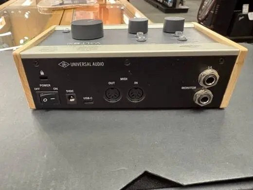 Universal Audio - UA-VOLT-SB276 2