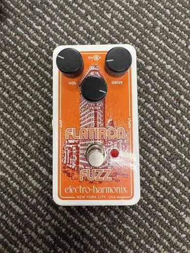 Electro-Harmonix - FLATIRON FUZZ