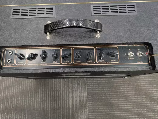 Store Special Product - Vox - AC15C1