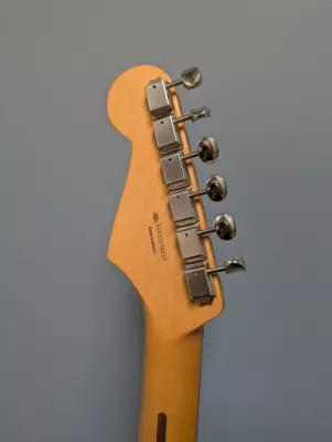 Fender - 014-7040-397 5