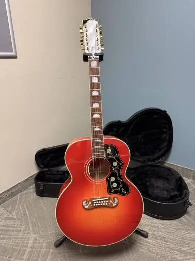 Gibson SJ-200 12-String Vintage Cherry Burst 2